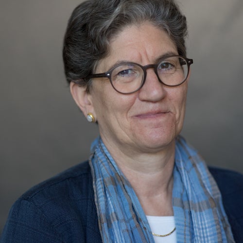Headshot of Lisa Robinson
